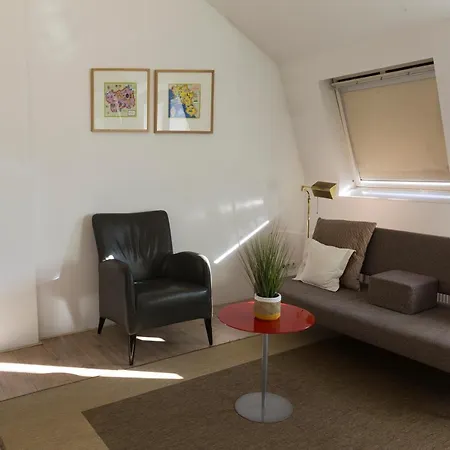 Inn Venlo Apartment شقة فينلو